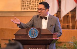 Warganet Riuh Sebut Ridwan Kamil dengan Baginda Raja hingga Yang Maha Mulia Buntut Kata Maneh Berujung Dipecat