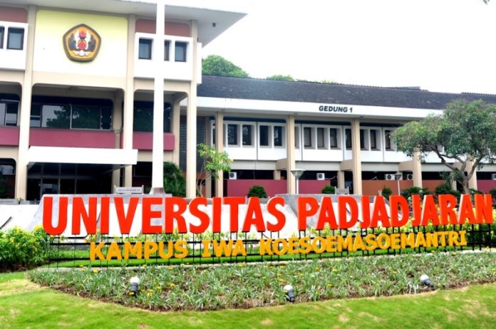 Lowongan dosen di Universitas Padjadjaran Bandung.