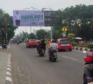 Baliho Syaiful Huda Untuk Gubernur Jabar 2024 Mejeng di Kota Bandung