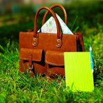 Contoh souvenir seminar yang biasa dibagikan kepada peserta seminar (Foto: Freepik)