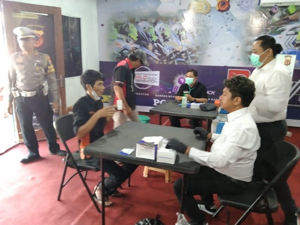 Jelang Mudik Lebaran, Sopir Bus di Purwakarta Dites Urine, Ada Apa?