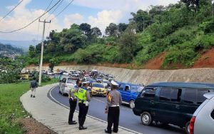 Arus Balik Mudik di Jalur Lintas Gentong-Tasikmalaya Meningkat