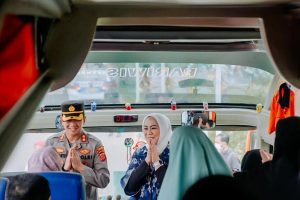 Ratusan Pemudik Dilepas Kapolres Karawang, Dua Daerah Ini yang Dituju