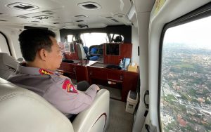 Kapolri Sigit Pantau Langsung Arus Mudik Pakai Heli, Ini Hasilnya