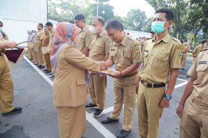 Puluhan PNS Setwan DPRD Jabar Naik Pangkat, Ida Wahida; Jangan Malas!