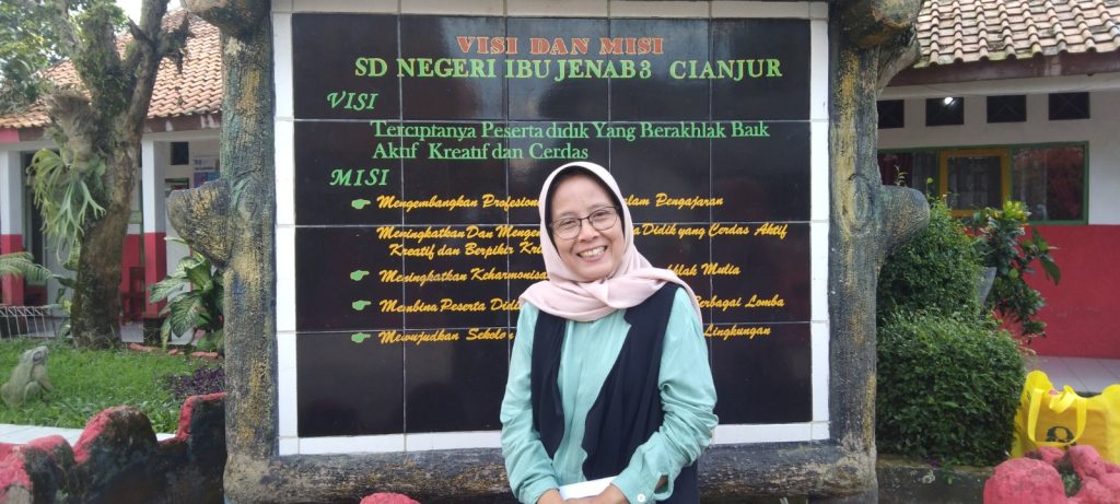 Begini Komitmen Kepsek SDN Ibu Jenab 3 Cianjur Tingkatkan Mutu Pendidikan Sekolahnya