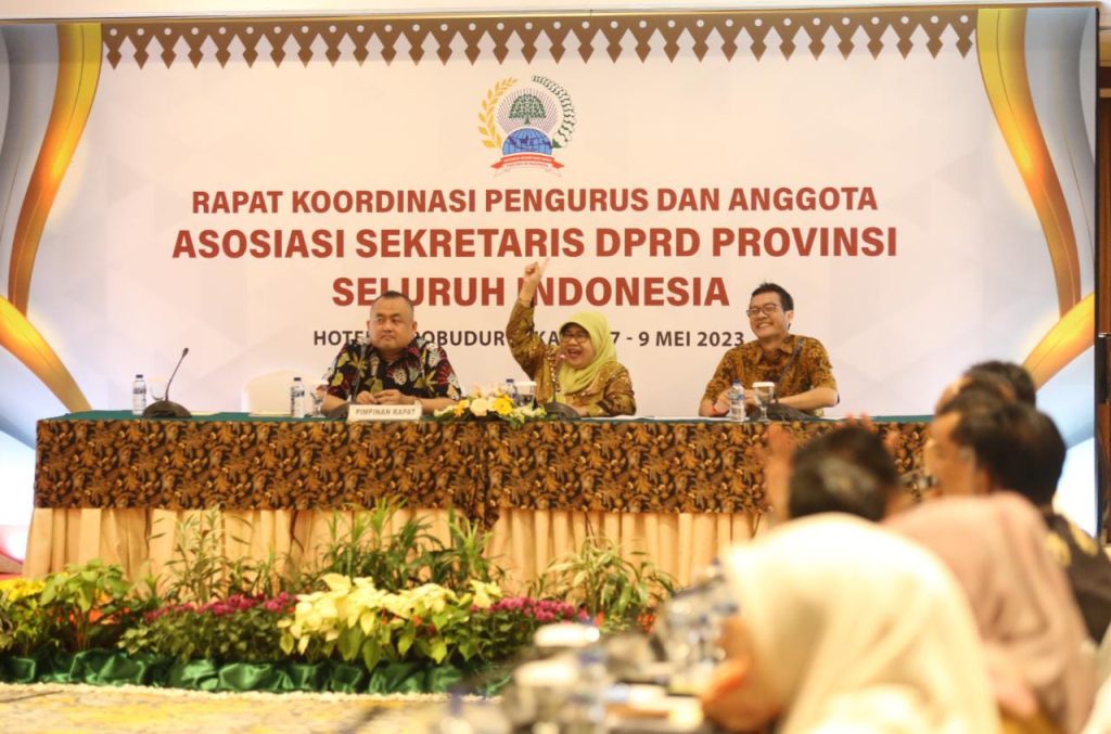 Sekwan DPRD Jawa Barat Pimpin Rapat ASDEPSI Bahas Penetapan dan Perpanjangan Penjabat Kepala Daerah