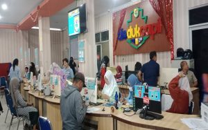 Urus Surat Gratis, Dukcapil Serdang Bedagai Minta Masyarakat Hindari Calo