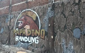 Taman Wisata Dinosaurus Terbesar se-Jabar Hadir di Kota Bandung, Cek Info Lengkapnya Disini