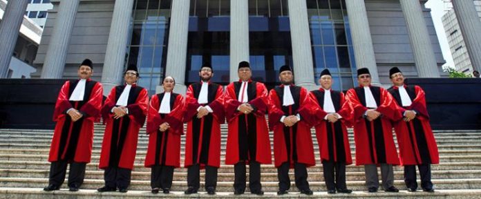 Para hakim di Mahkamah Konstitusi