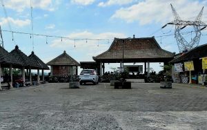 Wah! Ada Sentra Kuliner UMKM Binaan PLN yang Berada di Bawah SUTET, Disini Lokasinya