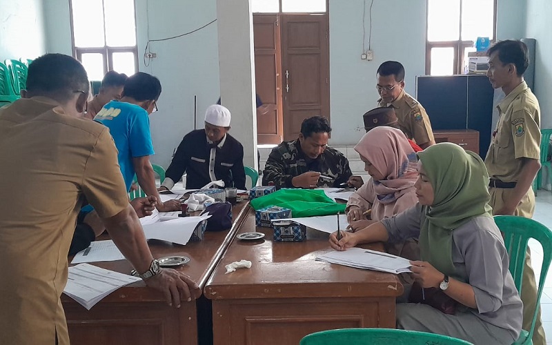 Warga Tak Mampu di Cianjur