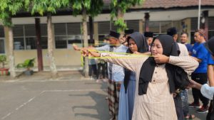 Lestarikan Permainan Ketapel, Kepuber Sambangi SMPN 2 Pasawahan Purwakarta