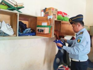 Geledah Kamar Warga Binaan, Petugas Lapas Masih Temukan Handphone