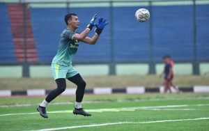 Kiper Persib Reky Rahayu Tak Sabar Jalani Latihan Bersama Skuat Pangeran Biru