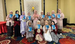 Perpisahan Sekolah, Siswa Kelas IX SMPIT Al Fitrah Bandung Terbitkan Buku Antologi