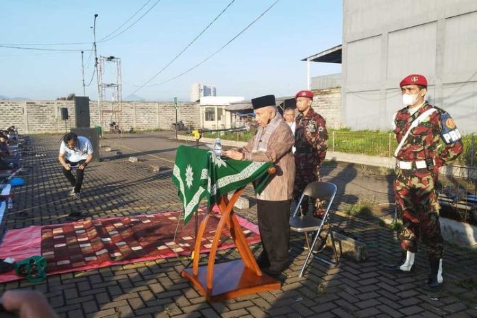 Amien Rais saat menjadi khotib Shalat Idul Adha di Kabupaten Bandung