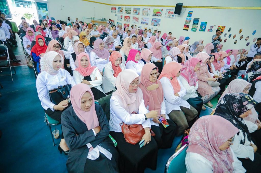 Cegah Perundungan Siswa, Penting Guru Awasi Gawai