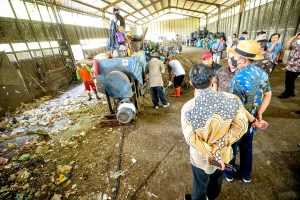 Cara Kelola Sampah, Pemkot Bandung Belajar ke Banyumas