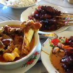 Sate dan Gulai