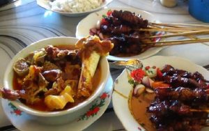 Ini Resep Olahan Daging Kurban Sate dan Gulai yang Wajib Kamu Coba!