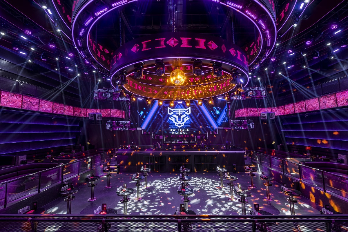 Tiger Club Paskal Bandung, salah satu klub malam yang sering jadi tempat hangout paling hits di Bandung