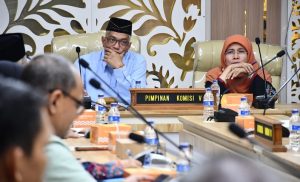 Komisi V DPRD Jawa Barat Terima Audiensi Forum Masyarakat Peduli Pendidikan Kota Cimahi Bahas Sepinya Peminat Sekolah Swasta