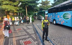 Polres Purwakarta Kawal Kepulangan Jemaah Haji