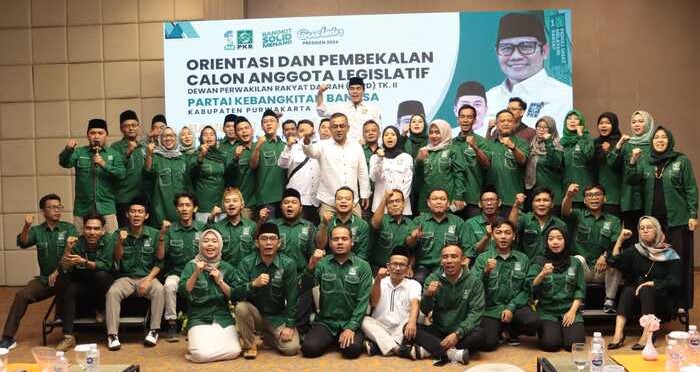 Acara orientasi dan pembekalan caleg PKB Purwakarta di Hotel Harper
