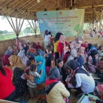 Cek kesehatan warga Desa Sukamulya, Kecamatan Cugenang, Kabupaten Cianjur, Jawa Barat