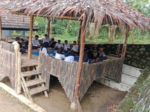 Begini Cara Sekolah di Purwakarta Tingkatkan Minat Baca Siswanya