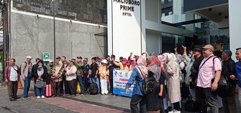 Dekopinda Kota Bandung Gelar Diklat SDM Koperasi
