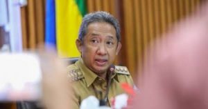 Yana Mulyana Resmi Diberhentikan dari Jabatan Walkot Bandung