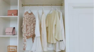 Mau Baju Kesayanganmu Awet, Ini Tipsnya