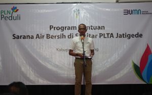 Peduli Kesejahteran Masyarakat, PLN Berikan Bantuan Sarana Air Bersih di Sumedang