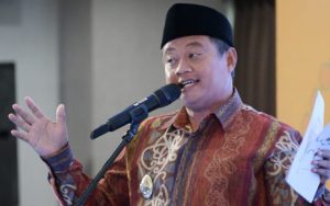 Uu Ruzhanul Ulum: Literasi Ekonomi Syariah di Jabar Harus Lebih Cepat