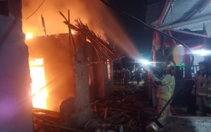 Gara-gara Korsleting Listrik, Satu Rumah di Purwakarta Ludes Terbakar