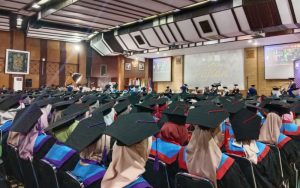 Rektor Ingin Lulusan Unisba Siap Hadapi Bonus Demografi dan Era Industri 4.0
