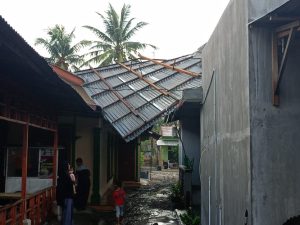 Puluhan Rumah Warga  di Serdang Bedagai Porak-Poranda Diterjang Angin Puting Beliung