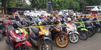 Barang bukti sepeda motor hasil pencurian yang diamankan pihak kepolisian