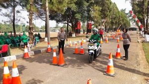 Satlantas Polres Purwakarta Adakan Safety Riding di Markas Batalyon Armed 9 Pasopati Kostrad