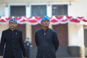 Ema Sumarna Percepat Operasional TPA Legok Nangka