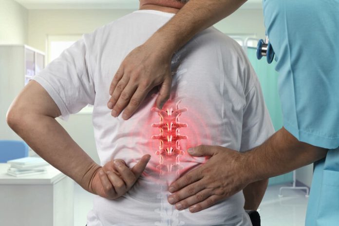 Memahami gejala nyeri punggung berkepanjangan.