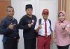 Urip Sanusi mengenakan seragam SD didaulat sebagai Duta Merah Putih