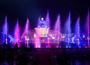 Selain Hibur Masyarakat, Pertunjukan Air Mancur Sri Baduga Purwakarta Bawa Rezeki Untuk Pelaku UMKM