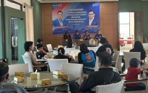 Demokrat Jabar Tingkatkan Solidaritas dengan Sopir Angkot di Bandung, Ini Tujuannya