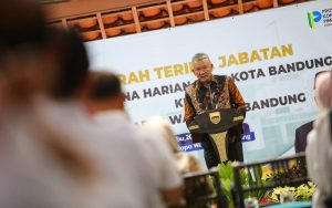 Resmi Jadi Pj Wali Kota Bandung, Bambang Tirtoyuliono Fokus Penanganan Darurat Sampah