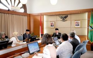 Soal Penanganan TPA Sarimukti, Bey Machmudin Minta untuk Seluruh Camat di Cekungan Bandung Lakukan Ini