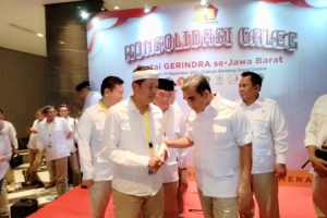 Dedi Mulyadi dan Sekjen Partai Gerindra Ahmad Muzani di sela-sela acara