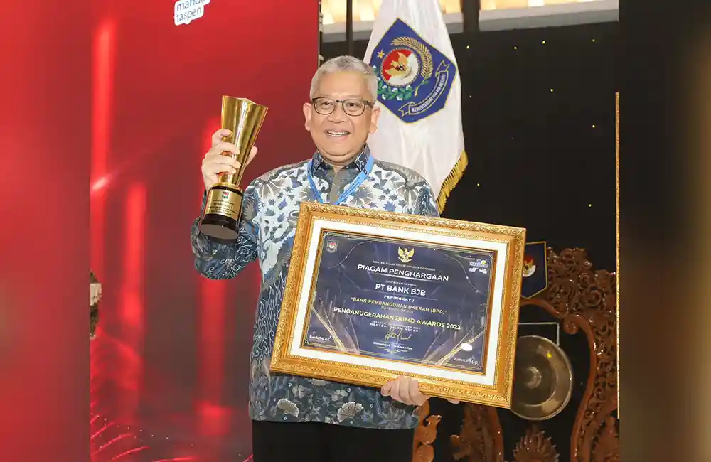 Bank bjb Raih Penghargaan BPD Peringkat I di Ajang BUMD Award 2023